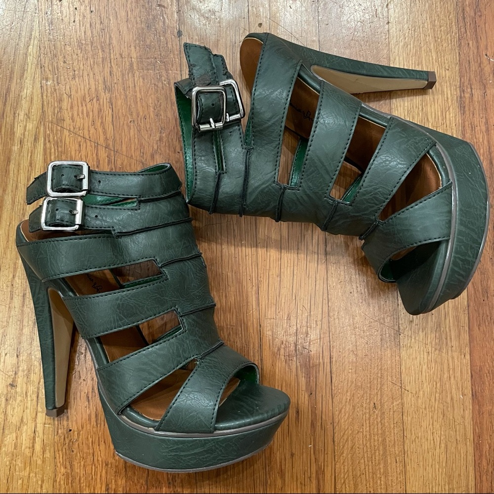 Michael Antonio Trinity Sandals